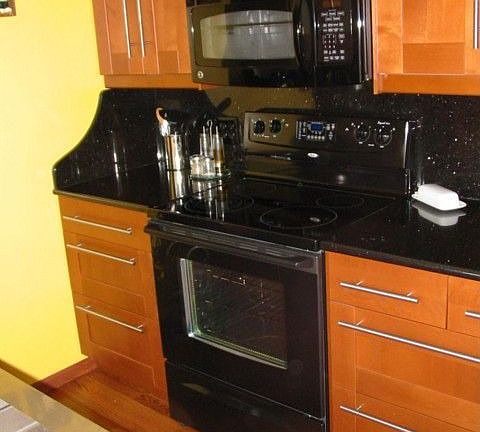 5th image of 13 Indianwood Dr