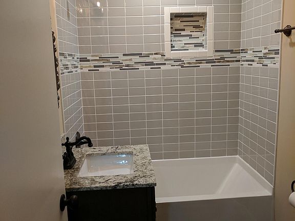 2nd image of 323 Eldorado Cir