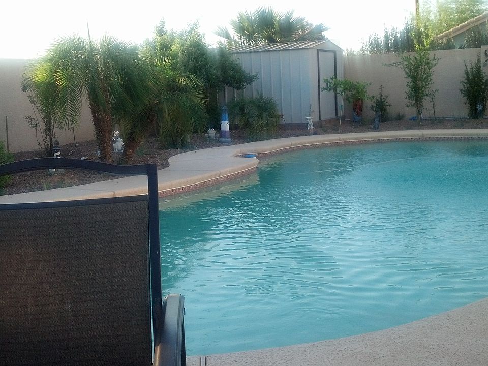 1st image of 1102 E Avenida Isabela