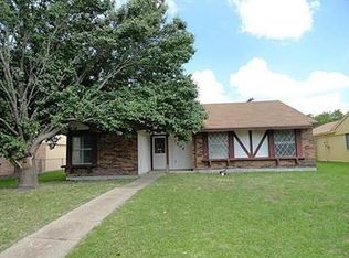 1204 Ross Ln, Seagoville, TX 75159