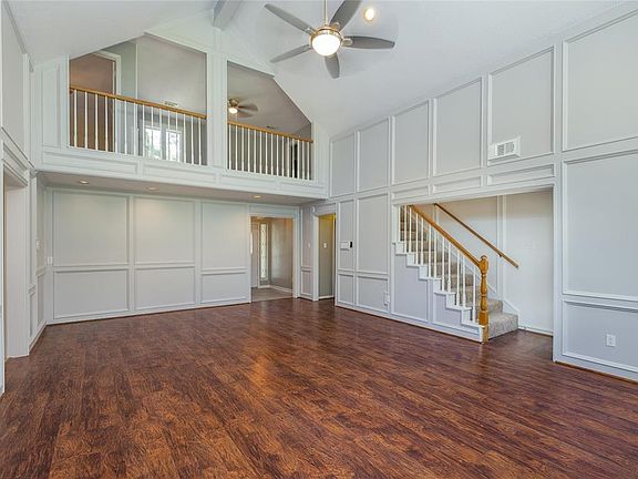 4th image of 22510 Unicorns Horn Ln