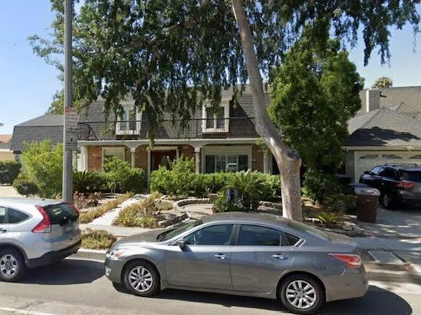 2906 E Collyer Ln, Anaheim, CA 92806