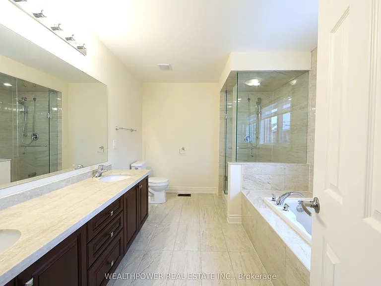248 Belmore Ct — Photo 17