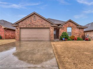 3121 Texarkana Ct, Yukon, OK 73099