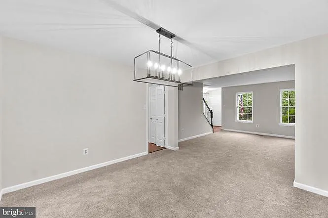 320 Kalorama Rd — Photo 27