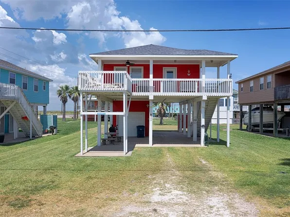 332 Sand Dune Court, Surfside Beach, TX 77541