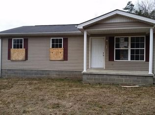 225 Roy Cox Rd, Manchester, KY 40962