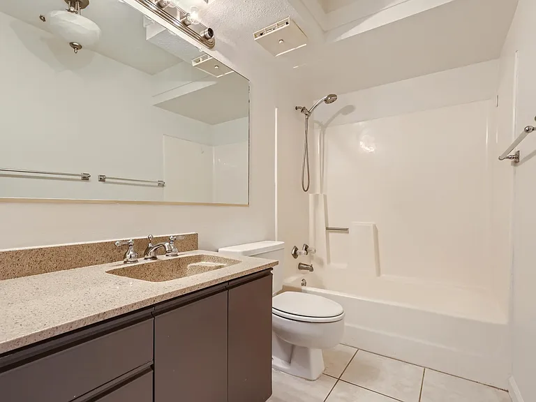 5035 N 10th Pl #104 — Photo 5