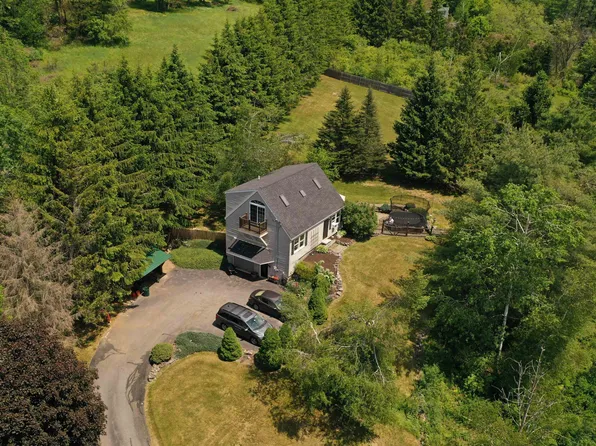 9 Old Trestle Road, Marlborough, NH 03455