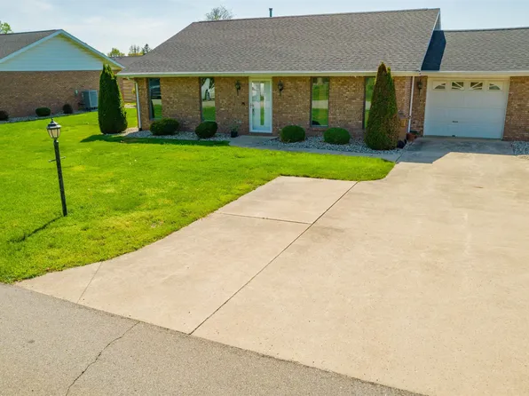 1202 N Walnut St, North Manchester, IN 46962