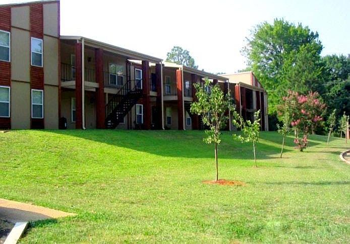 2nd image of 1014 Sugar Ln