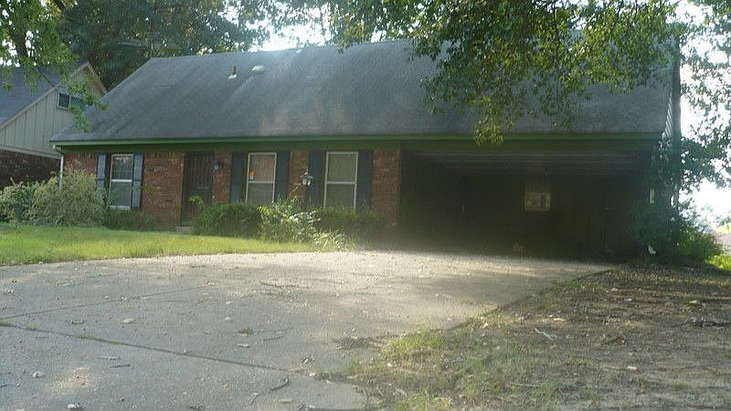 1st image of 4525 Bogart St