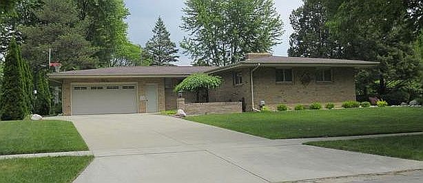 1st image of 4516 Chatham Dr