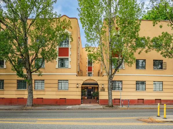 2829 SE Belmont St APT 101, Portland, OR 97214