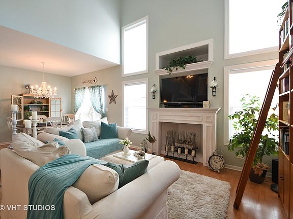 4th image of 2418 Cactus Ct