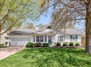 61 Jacqueline Cir, O'Fallon, MO