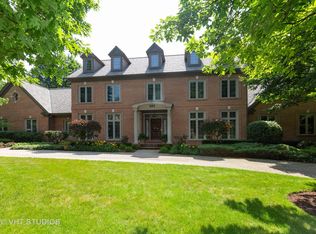 605 Fox Glen Dr, St Charles, IL