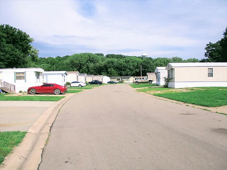 2500 Farm Bureau Rd — Photo 4