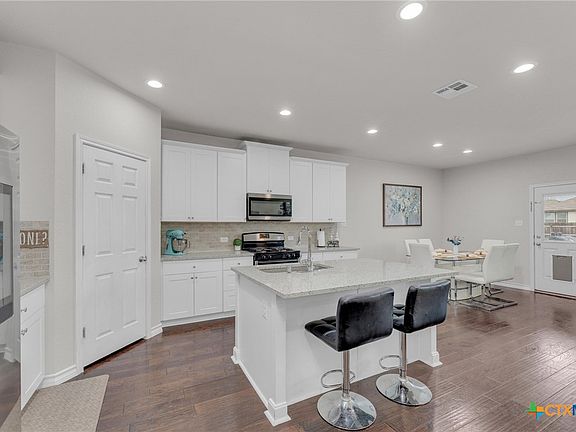 4th image of 6046 Malta Cir
