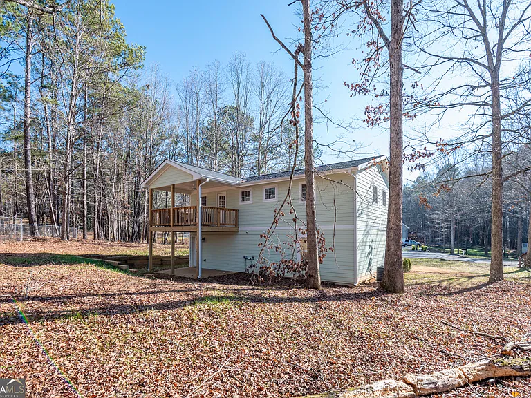 27 W Ridge Dr SE — Photo 32