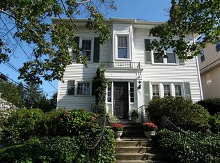 303 Cole Ave #2, Providence, RI 02906