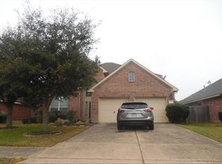 2922 Laurel Brook Ln, Pearland, TX 77584
