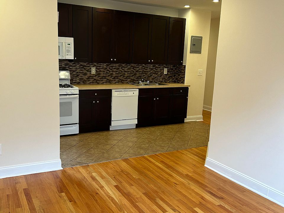 1st image of 407 Audubon Ave APT 5A