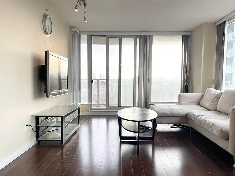 5068 Kwantlen St #908 — Photo 5