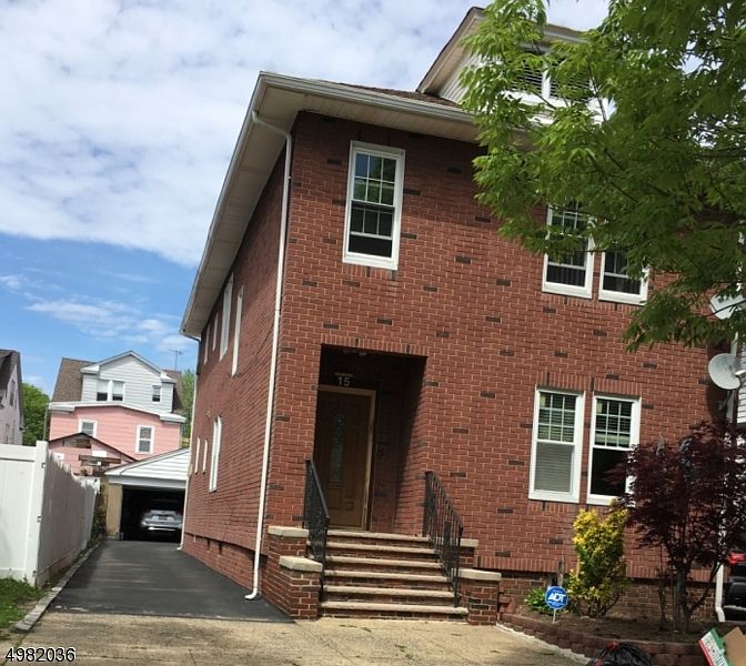 1st image of 15 Waldo Ave