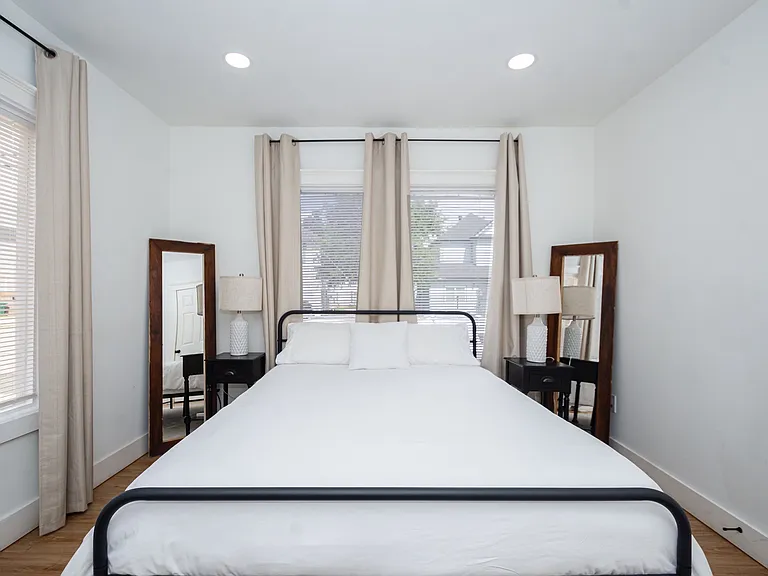102 S Lockwood Dr #1 — Photo 15