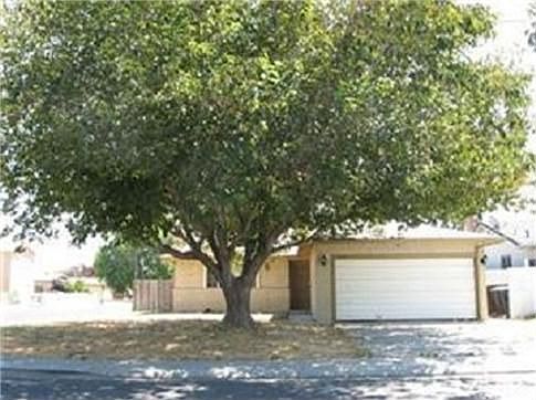 1st image of 3074 Dovenshire Dr