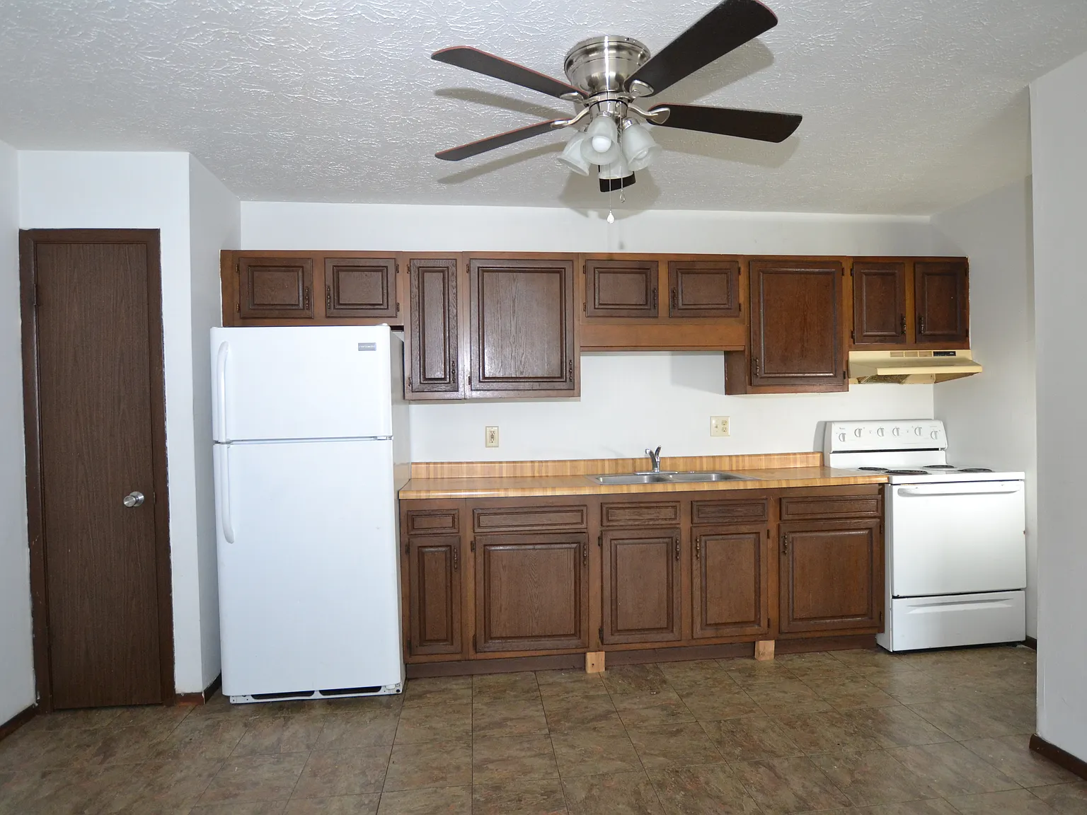 2 bed, $725 — Photo 2