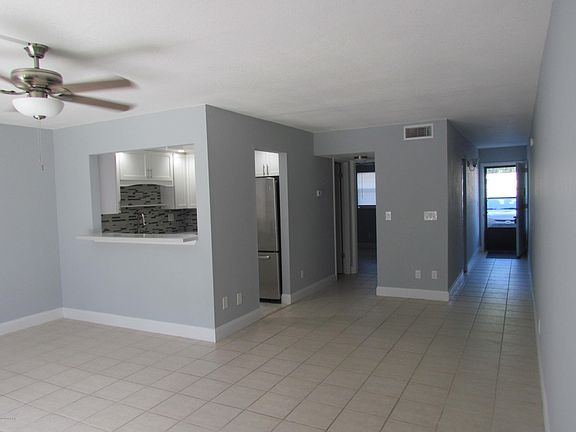 4th image of 1504 Virginia Ave APT 107