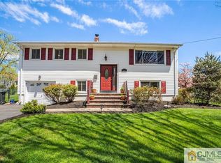 15 Harte Pl, Piscataway, NJ 08854
