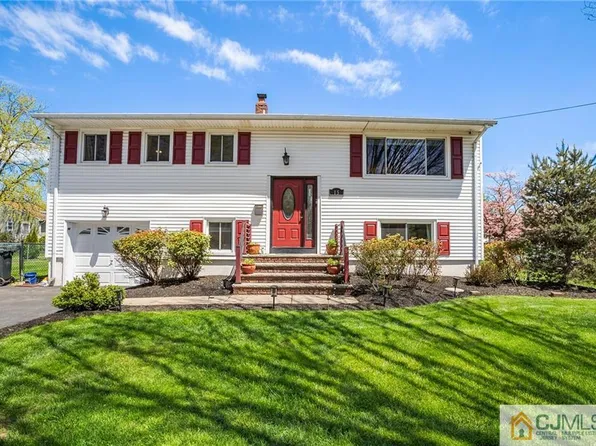 15 Harte Pl, Piscataway, NJ 08854