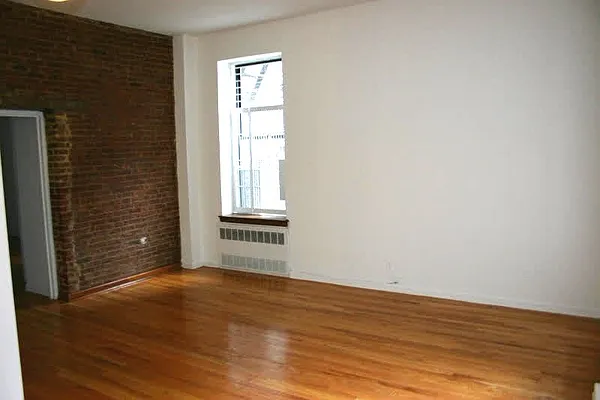 Rented by (Legacy) NY Quality Living Uptown | media 10