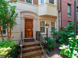 4910 Montgomery Ln, Bethesda, MD 20814