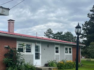 15 Randolph Dr, Bangor, ME 04401