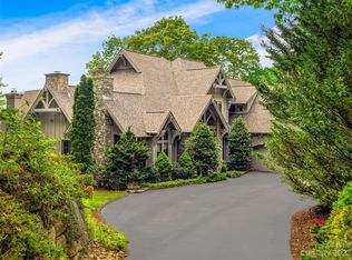 21 Greenmont Dr, Asheville, NC 28803