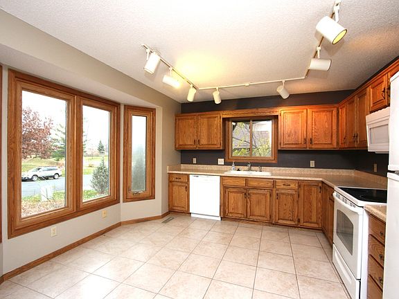 5th image of 780 Santa Vera Dr