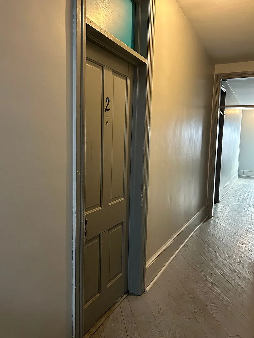27 West Seminary Street — Photo 3