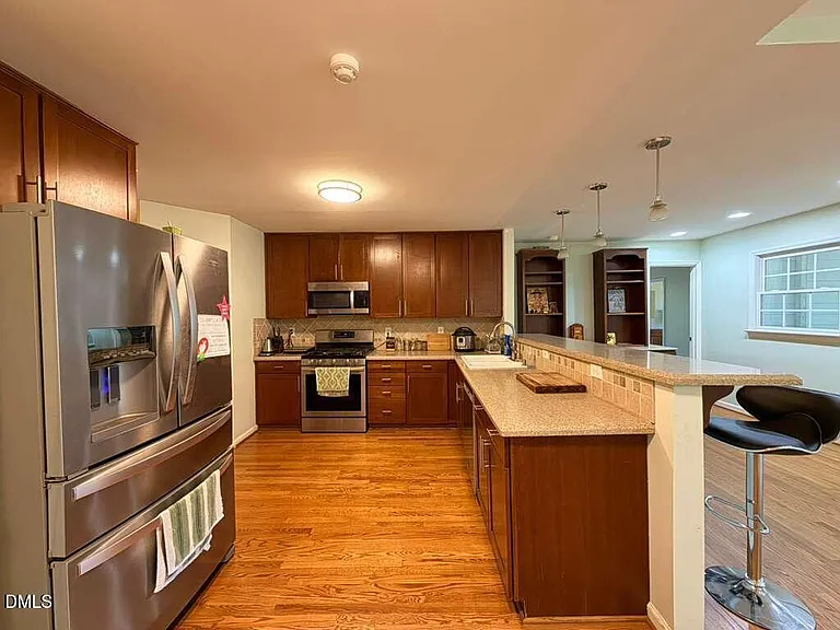 109 E Seve Ct — Photo 14