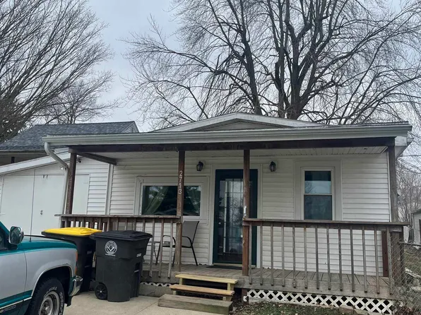 2713 Prairie Grove Dr, Fort Wayne, IN 46809