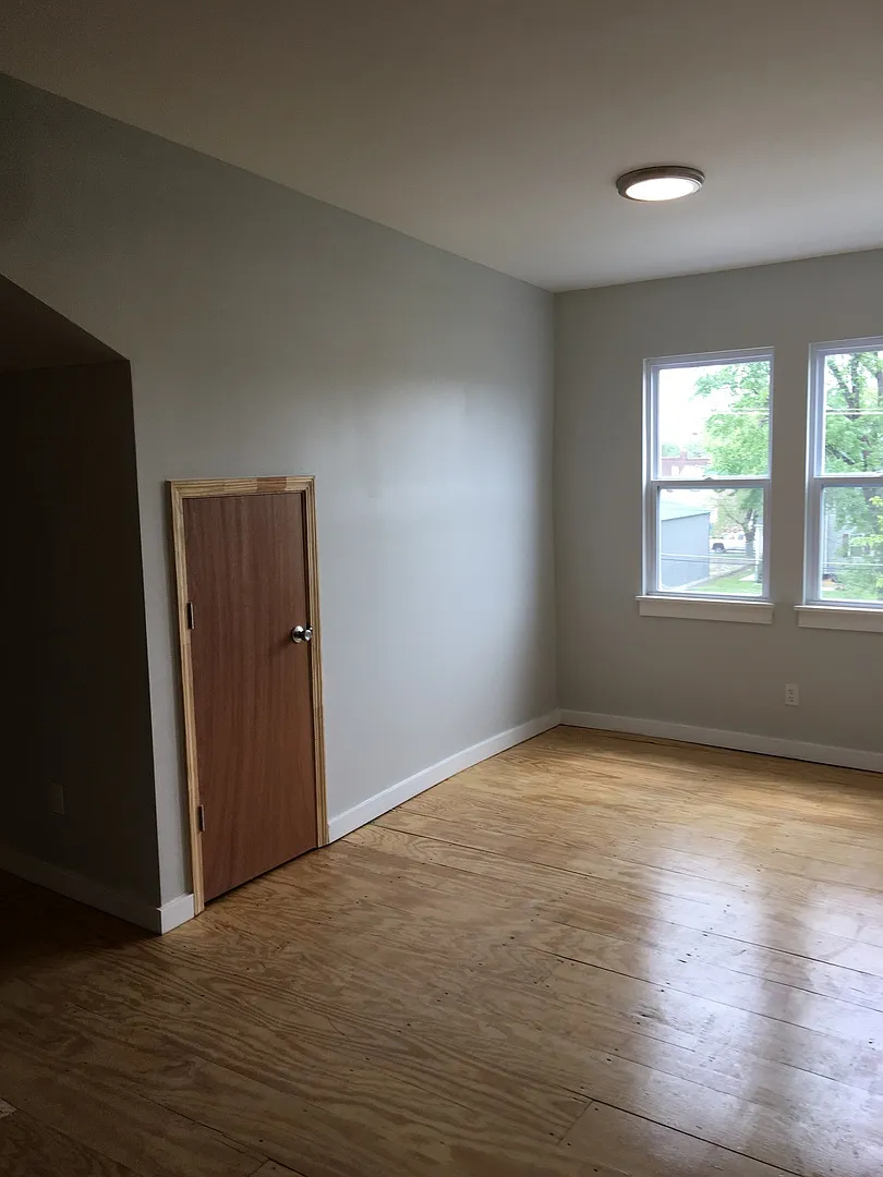 2 Bedroom/1 Bath — Photo 4