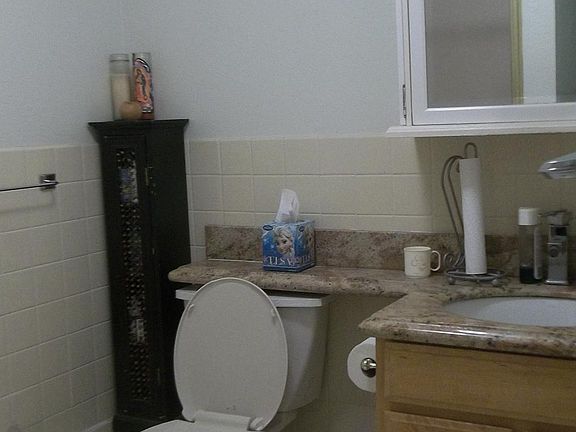 4th image of 271 7th Ave #A