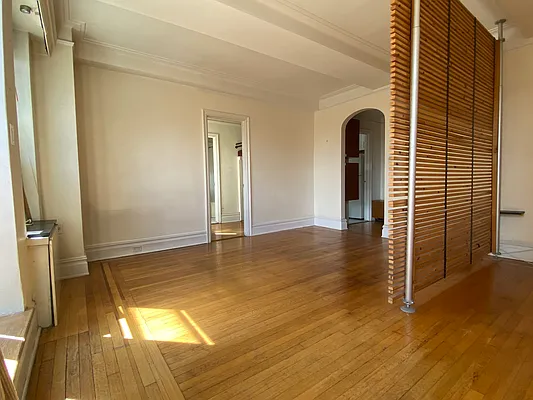 Rented by Compass | media 42