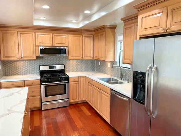 250 Dolphin Cove Ct, Del Mar, CA 92014