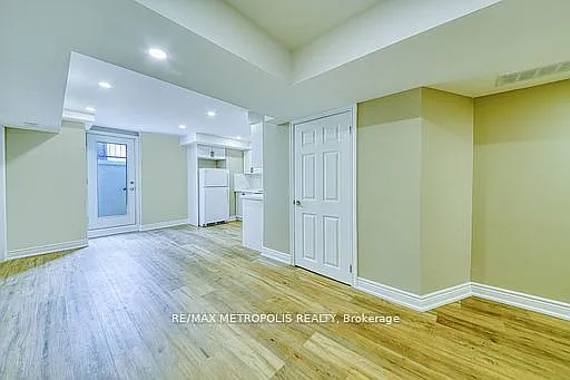 1201 Chateau Ct #BSMNT — Photo 24