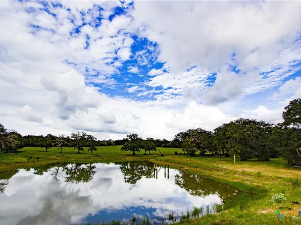 439 Sandy Ranch Rd, Harwood, TX 78632