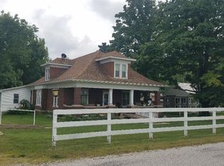 23686 E County Road 880n, Ashmore, IL 61912